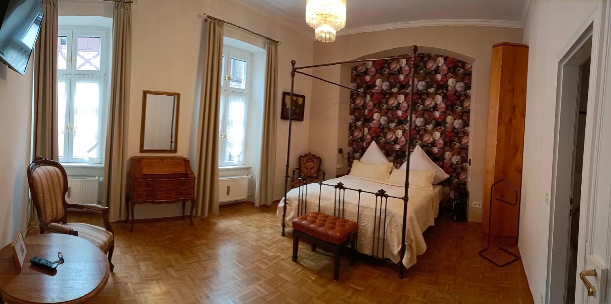 Historischer Winzerverein Boutique B&B 森海姆 外观 照片